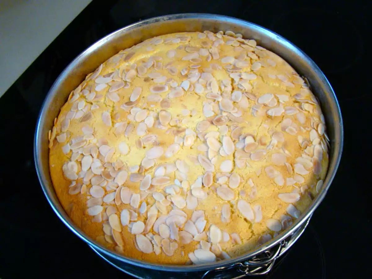 Gebackene Topfentorte