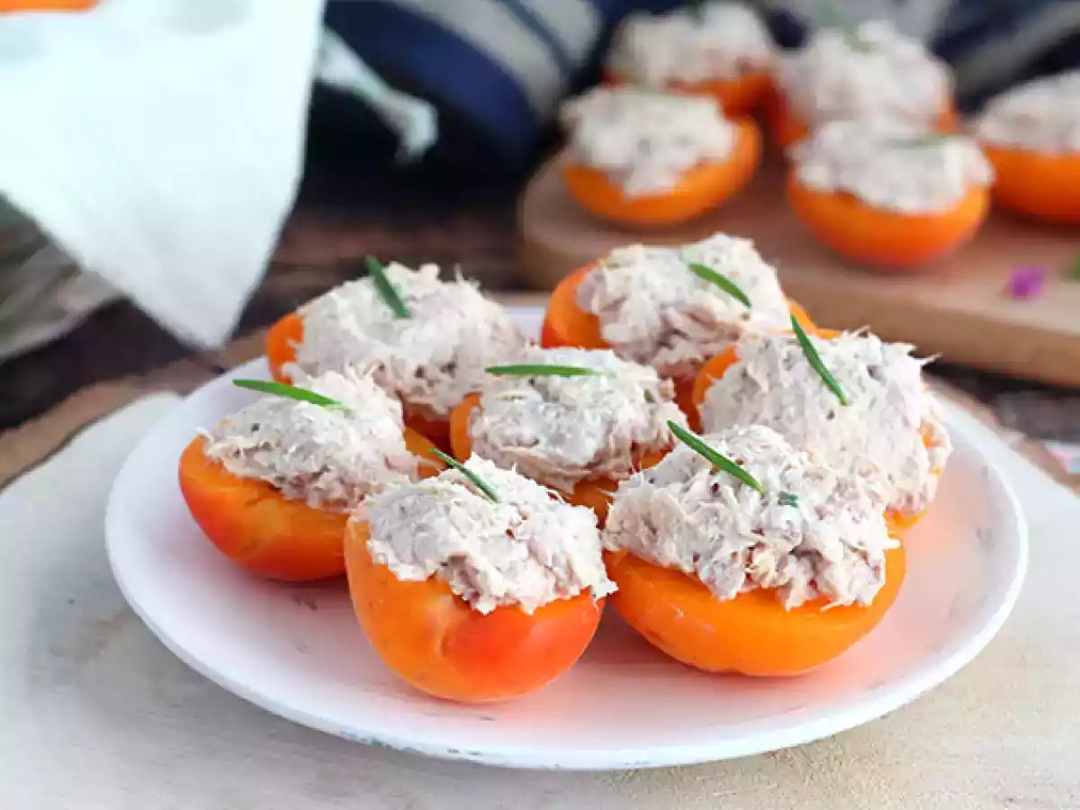 Gefüllte Aprikosen mit Thunfisch und Rosmarin - foto 2