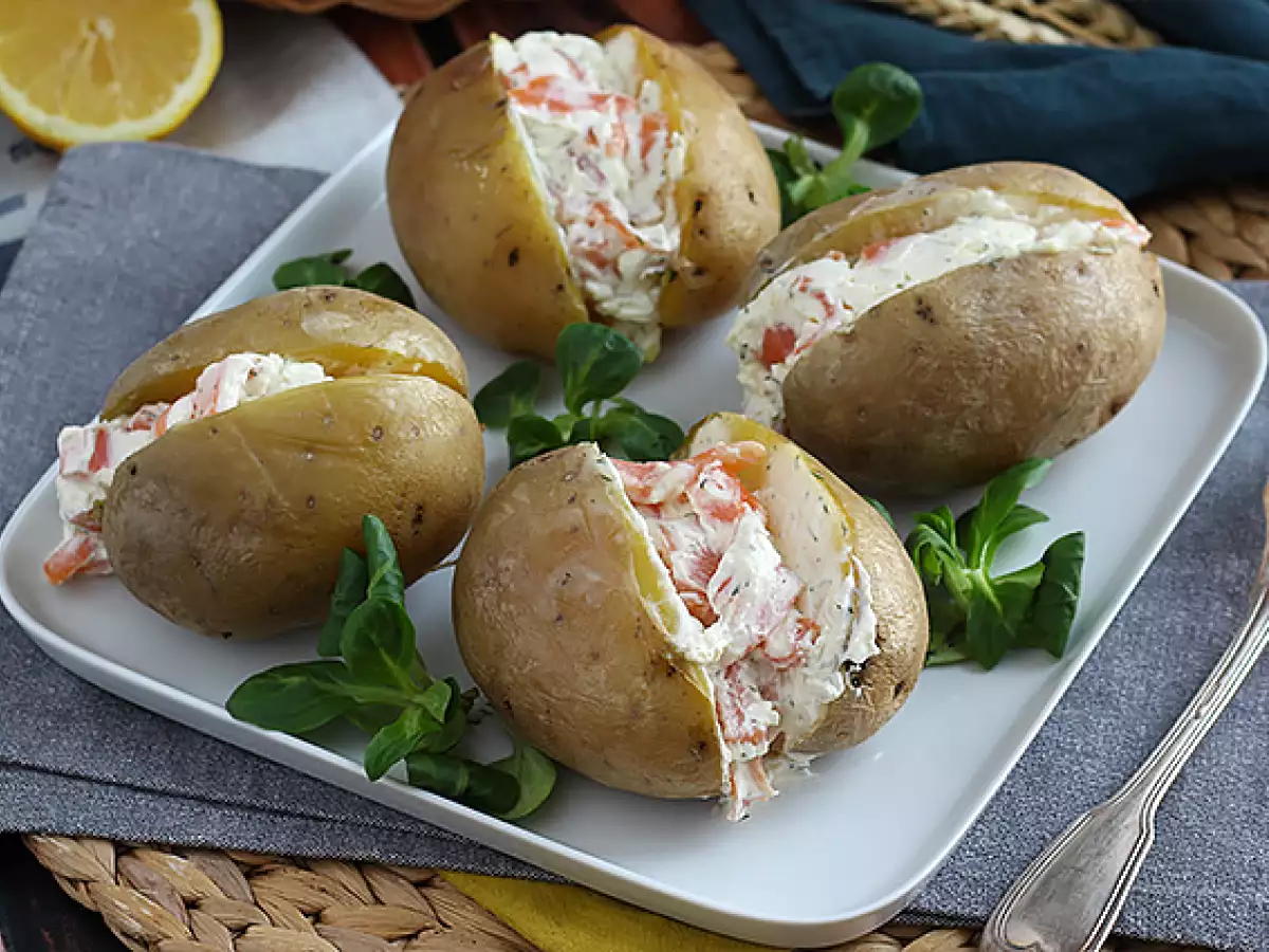 Gefüllte Kartoffeln mit Räucherlachs und Frischkäse - foto 2