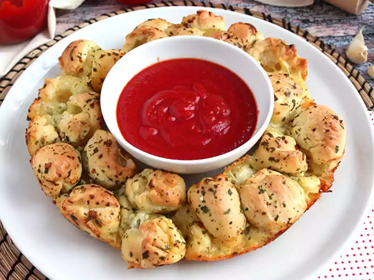 Gefüllte Mozzarella-Pizza-Krone - foto 2