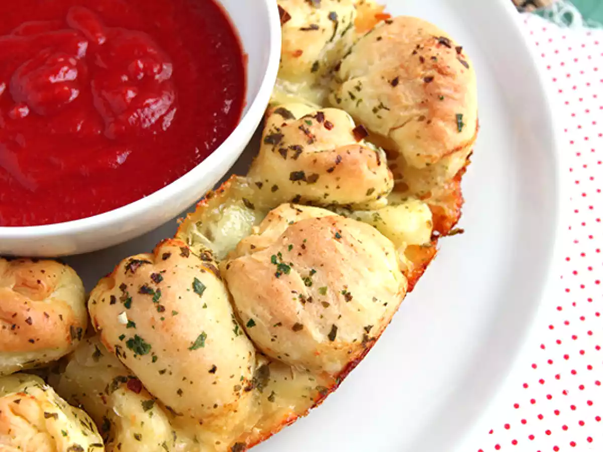 Gefüllte Mozzarella-Pizza-Krone - foto 4