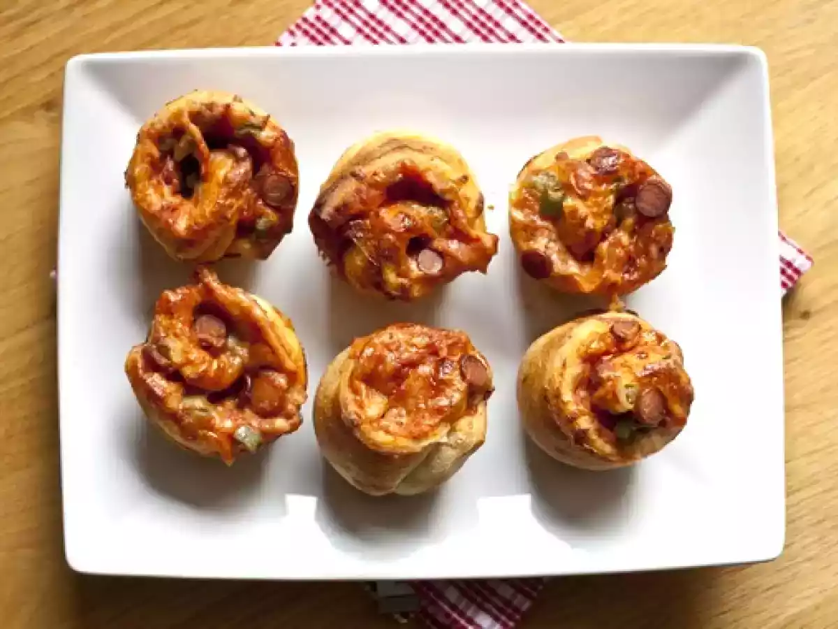 Gefüllte Pizza Muffins