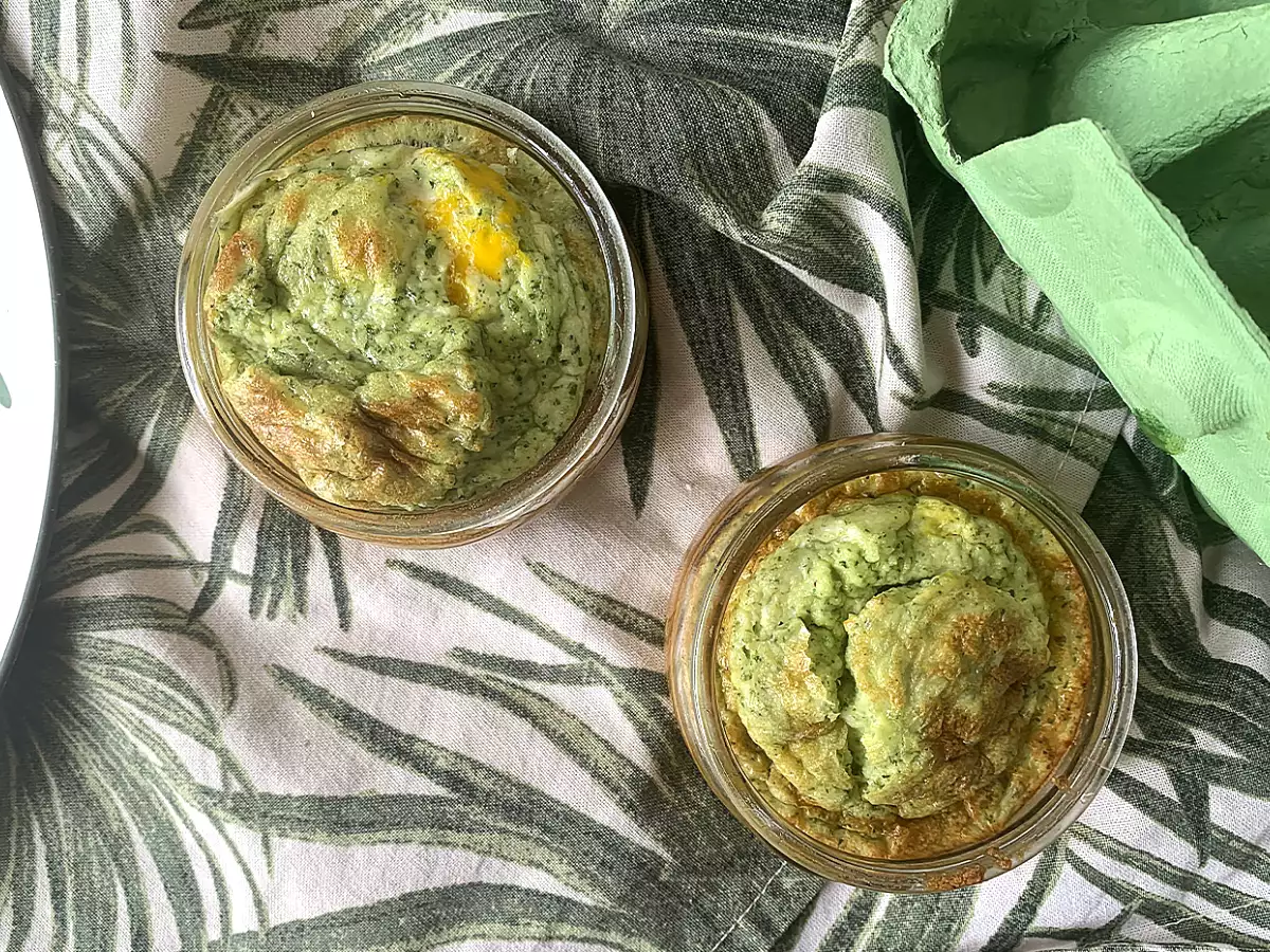 Gekochte Eier mit Pesto