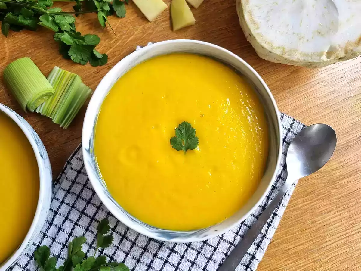 Gemüsesuppe aus dem Thermomix