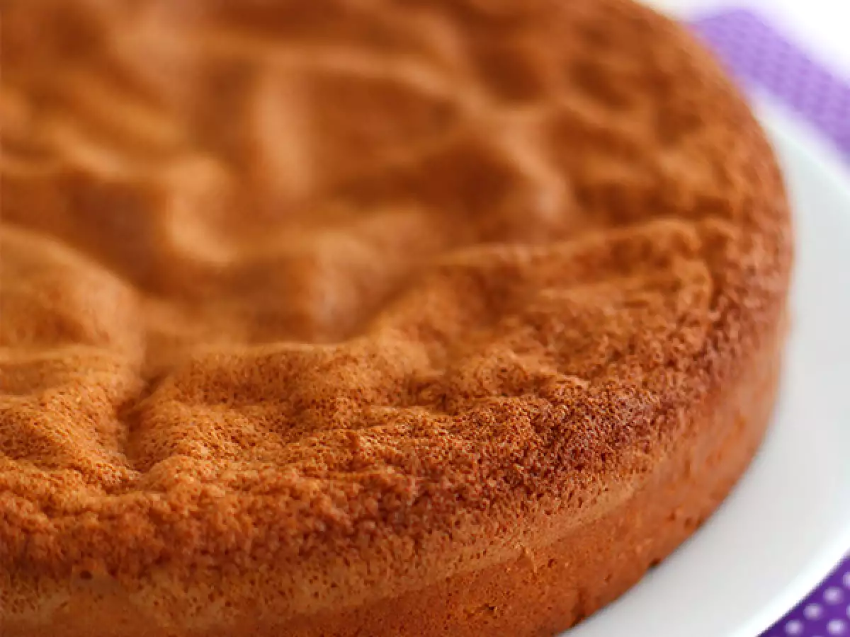 Génoise – einfaches Rezept für einen luftigen Biskuitkuchen - foto 2