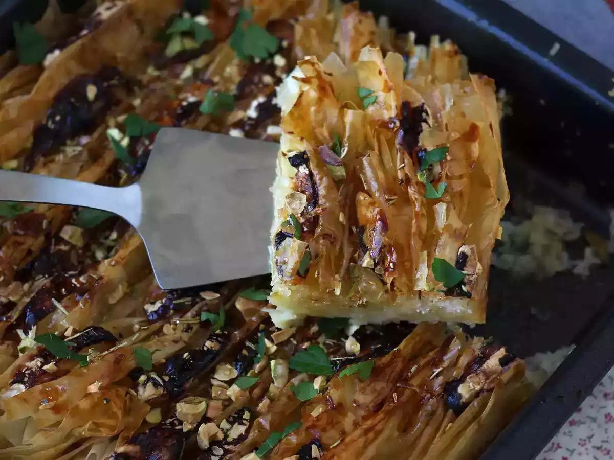 Gesalzener Crinkle Cake mit Ziegenkäse und Honig - foto 4