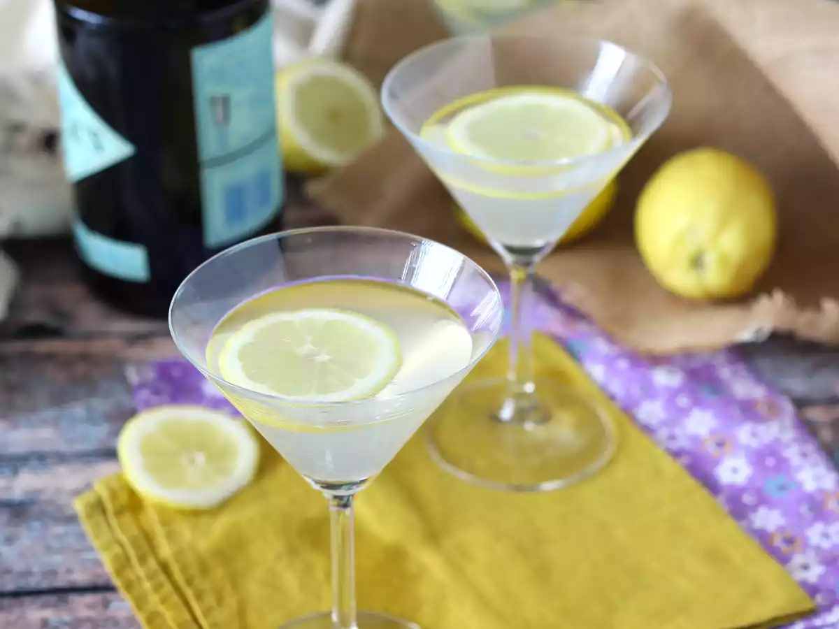 Gin Fizz, um ihn während des Aperitifs mit allen seinen Gästen zu teilen - foto 3