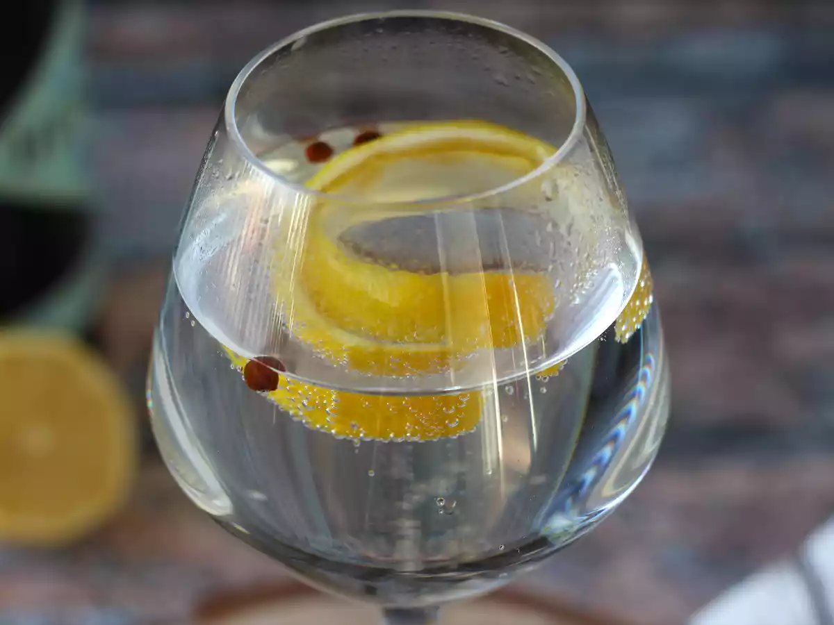 Gin Tonic, der perfekte Cocktail für den Aperitif! - foto 4