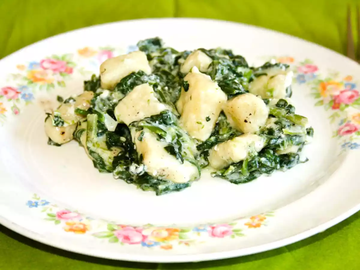 Gnocchi mit Spinat und Schafskäse