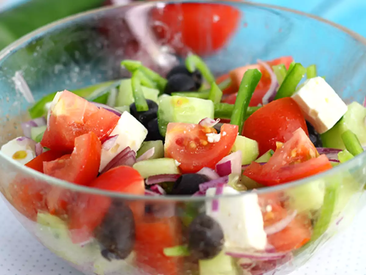 Griechischer Salat (Horiatiki) - foto 3