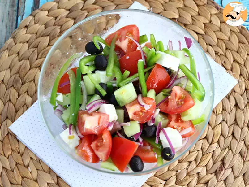 Griechischer Salat oder Horiatiki, foto 2