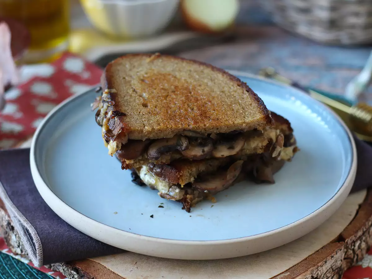 Grilled Cheese Sandwich mit Champignons : knusprig und käsig - foto 6