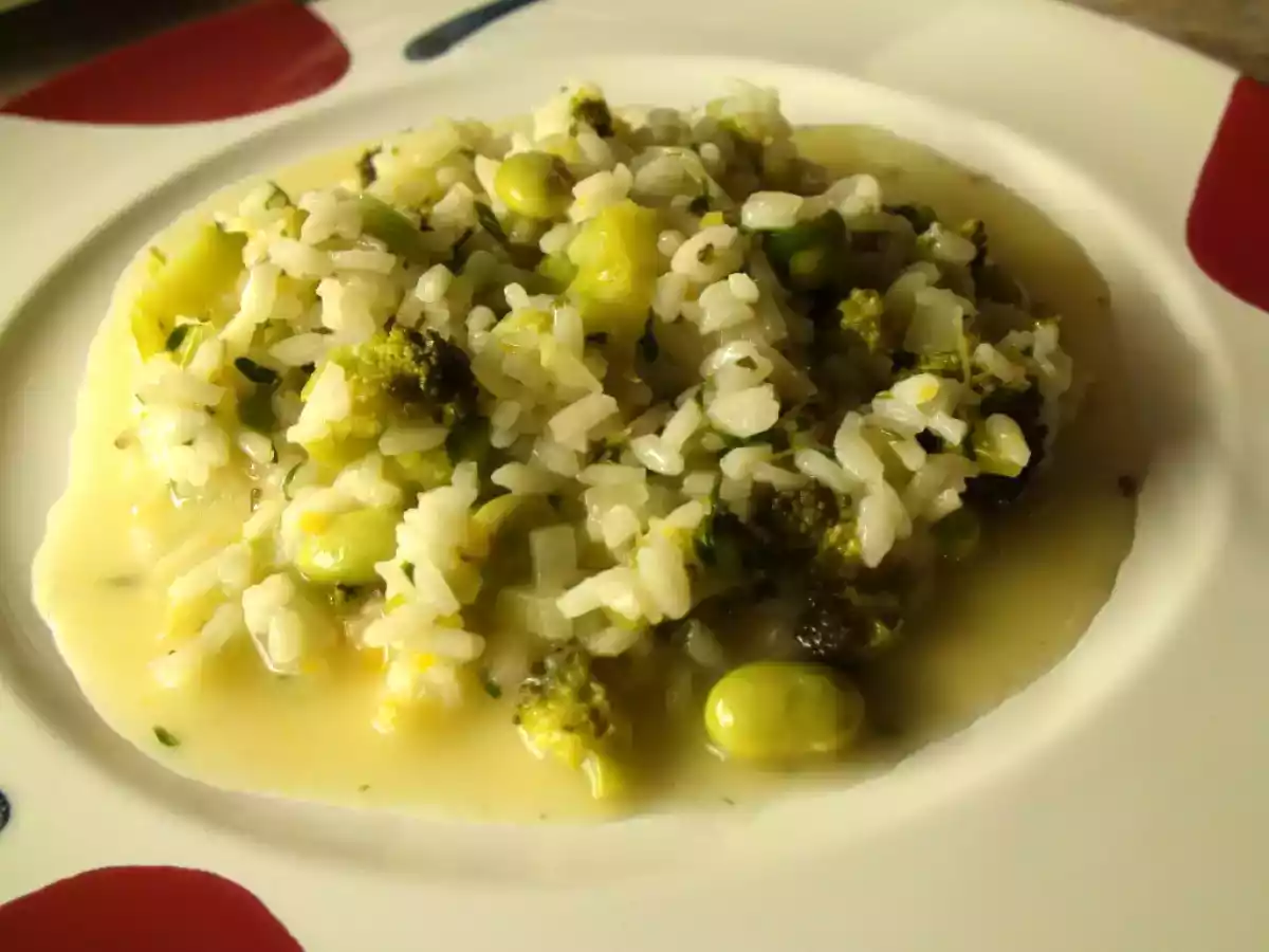 Grünes Frühlings-Risotto mit Kresse