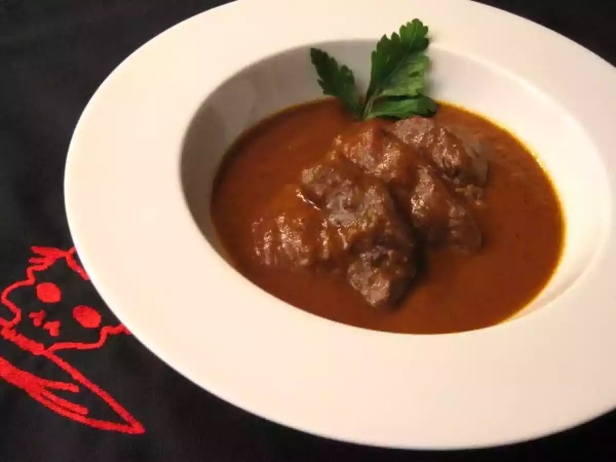 Gulasch, ungarisch, österreichisch oder wie