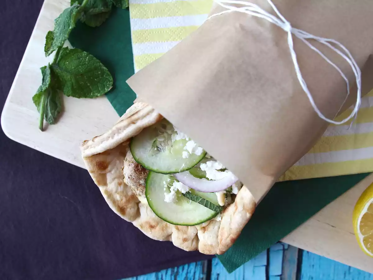 Gyros mit Huhn, das griechische Sandwich, das Sie lieben werden! - foto 3