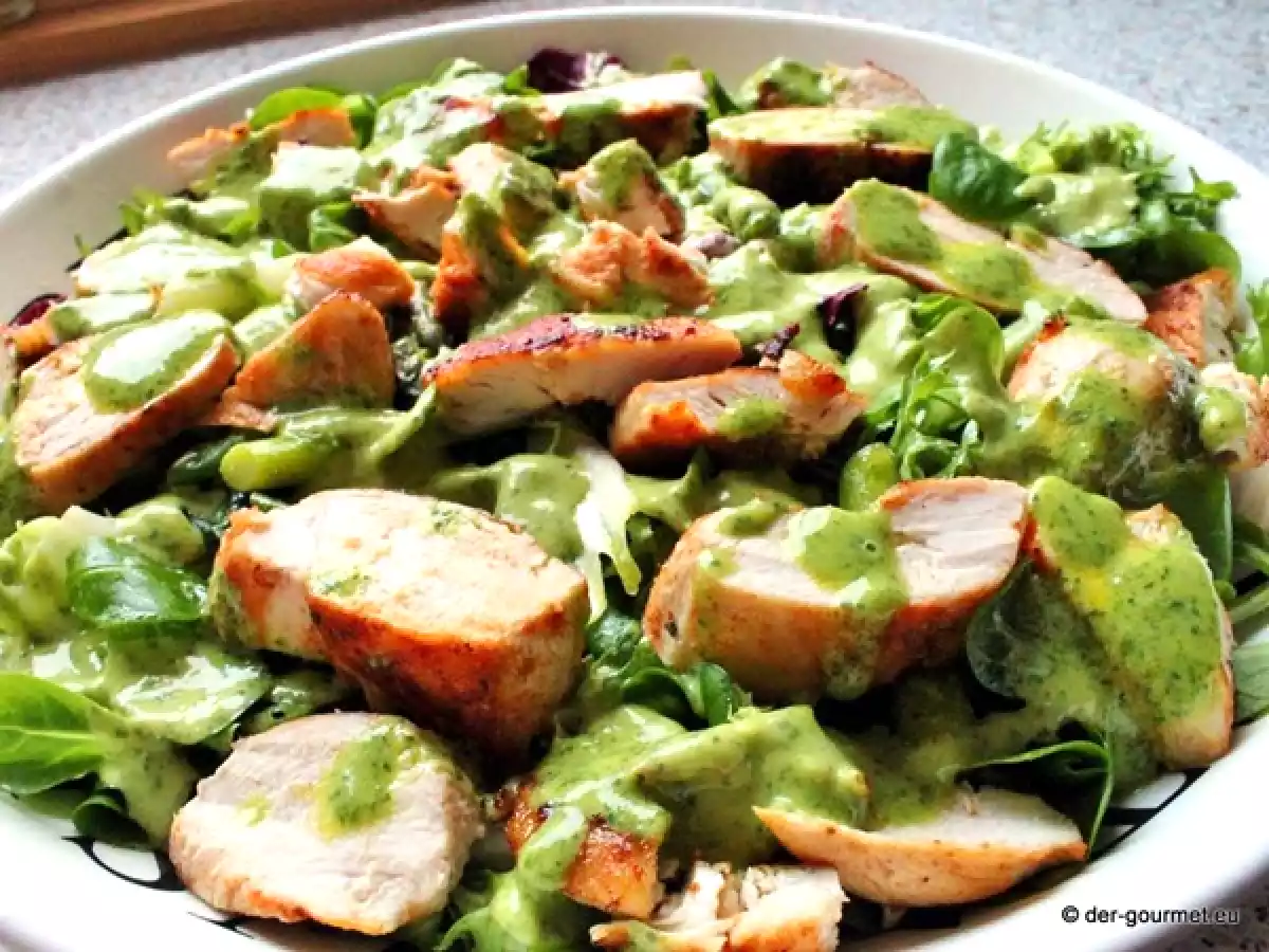 Hähnchen Carpaccio mit Salsa verde