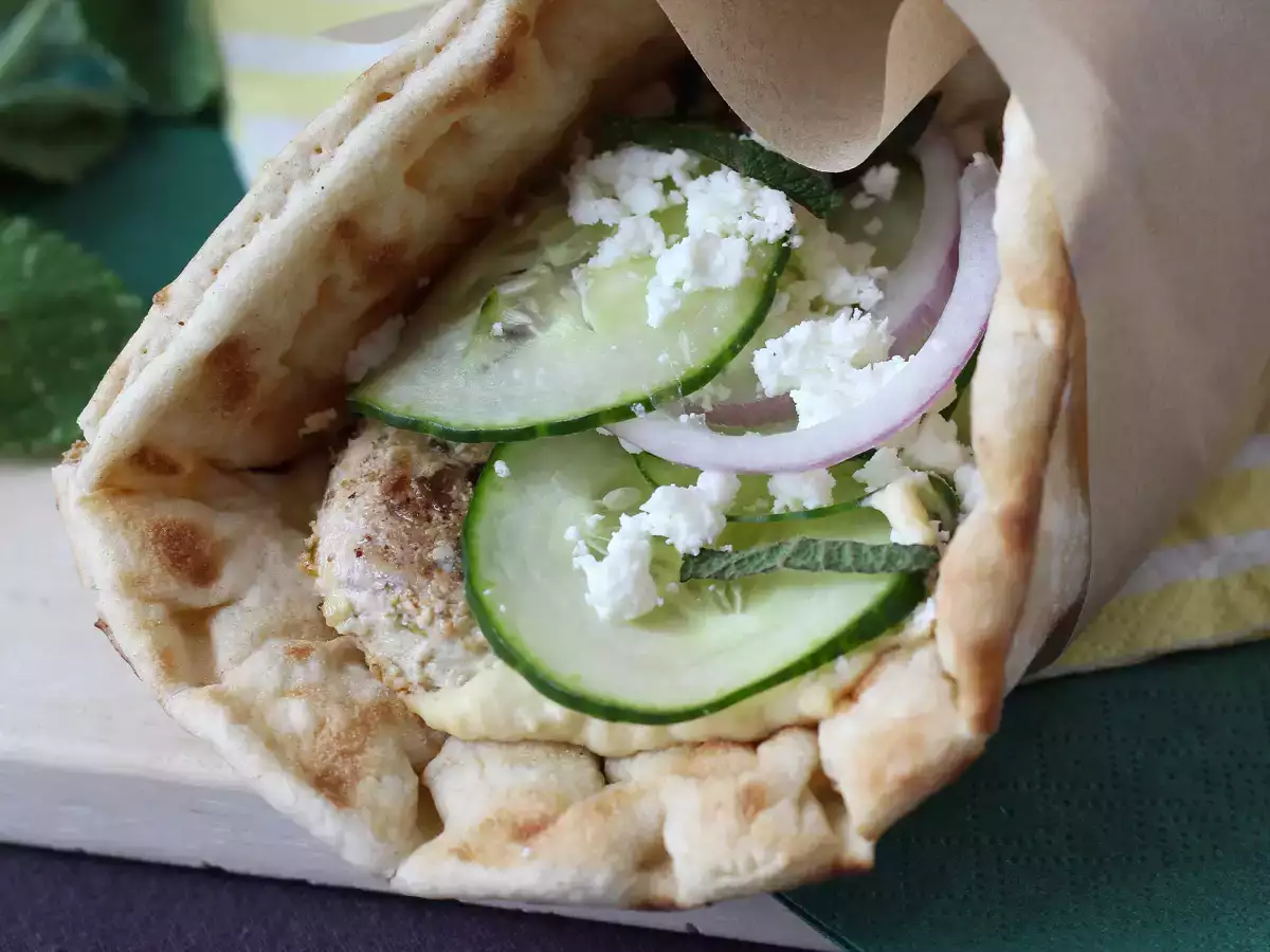 Hähnchen-Gyros – das griechische Sandwich, das Sie lieben werden! - foto 2