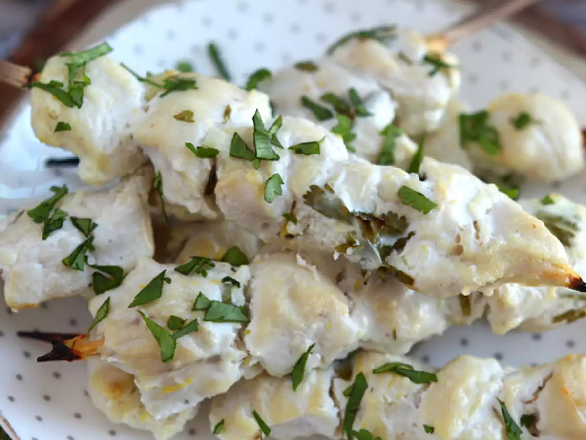 Hähnchenspieße mariniert in einer Joghurt-Zitronen-Sauce - foto 4