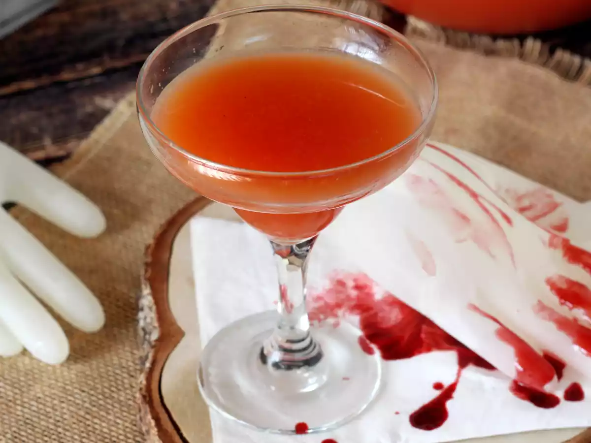 Halloween-Cocktail mit handgeformtem Eiswürfel - einfaches Tutorial! - foto 2