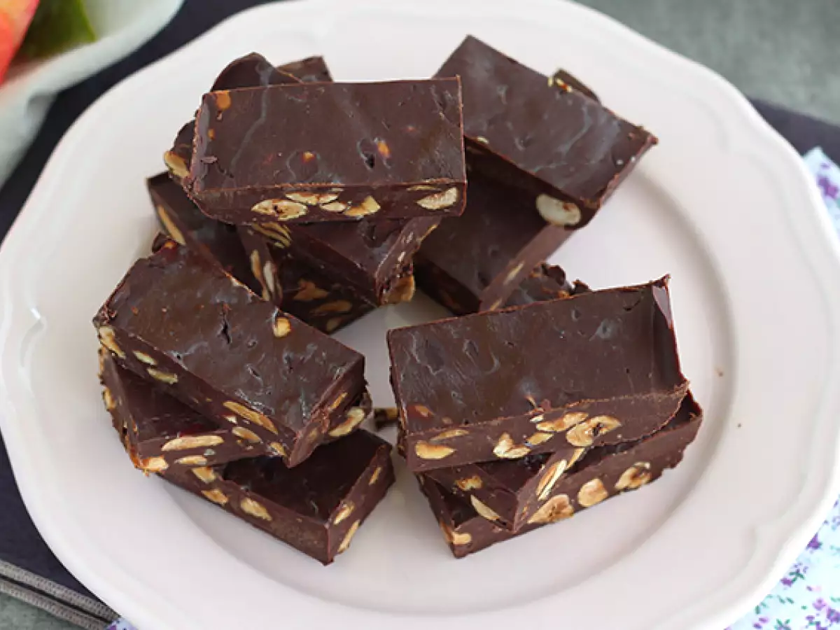 Haselnuss-Fudge – Schoko-Haselnuss-Würfel - foto 2