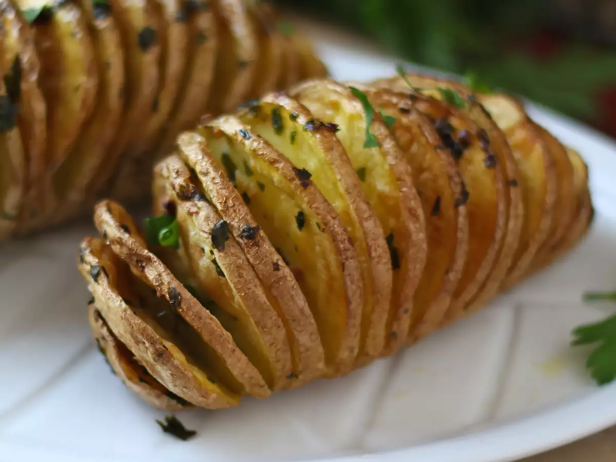 Hasselback-Kartoffeln im Air Fryer: knusprig, schmelzend und ultraeinfach! - foto 2