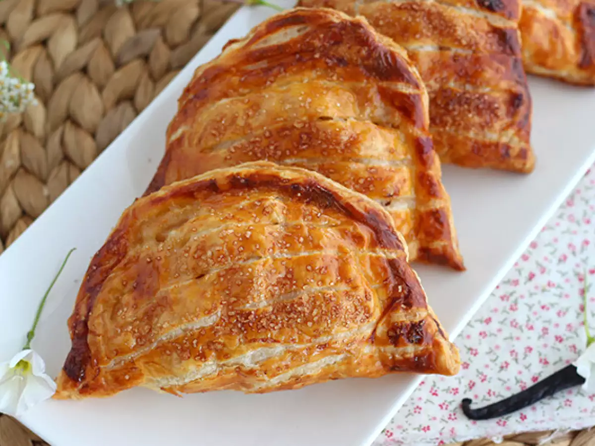 Hausgemachte Apfeltaschen aus Blätterteig - foto 4