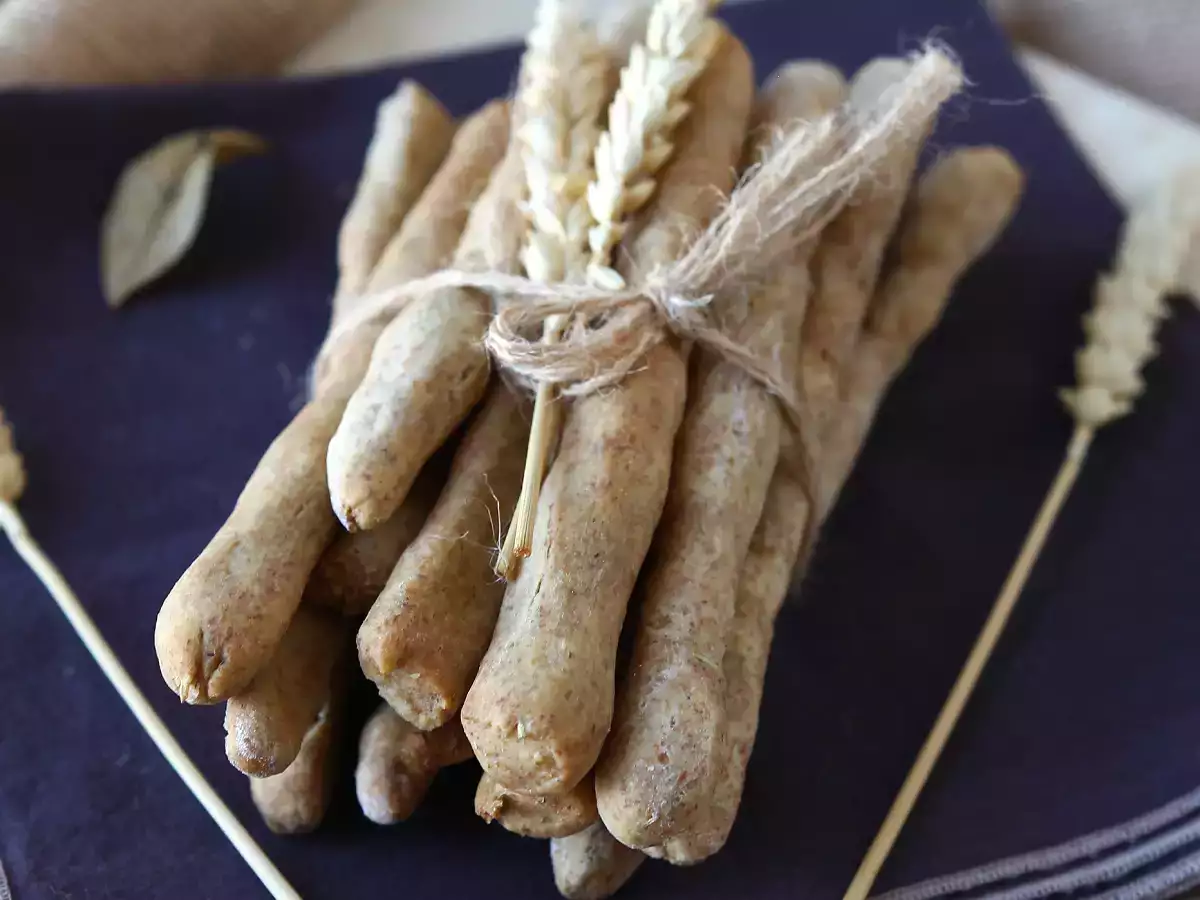 Hausgemachte, gesunde Kräuter-Grissini aus der Heißluftfritteuse - foto 3