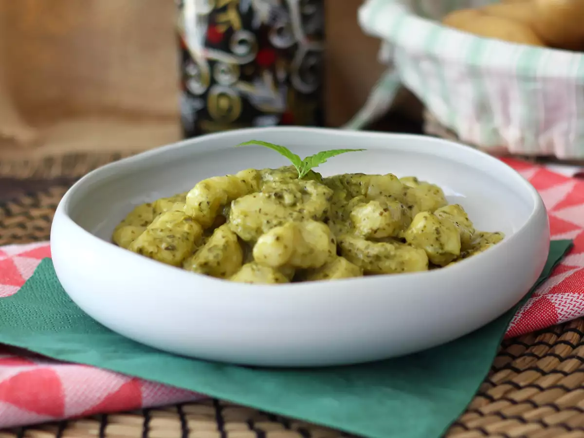 Hausgemachte Kartoffelgnocchi mit Pesto - foto 4