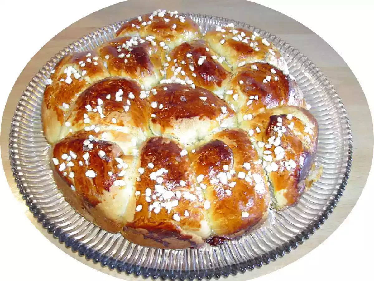 Hefekuchen mit Karamellguss