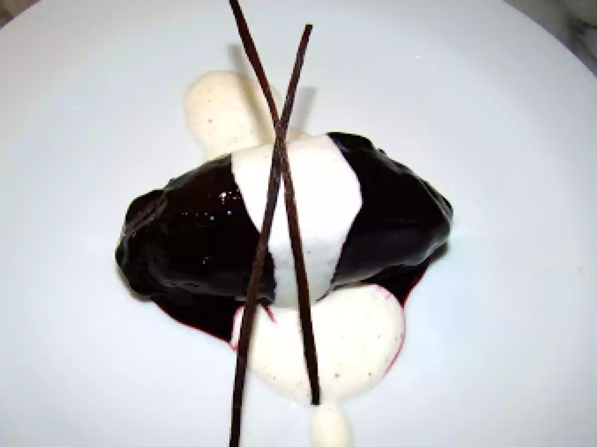 Heidelbeersorbet, Vanillerahm