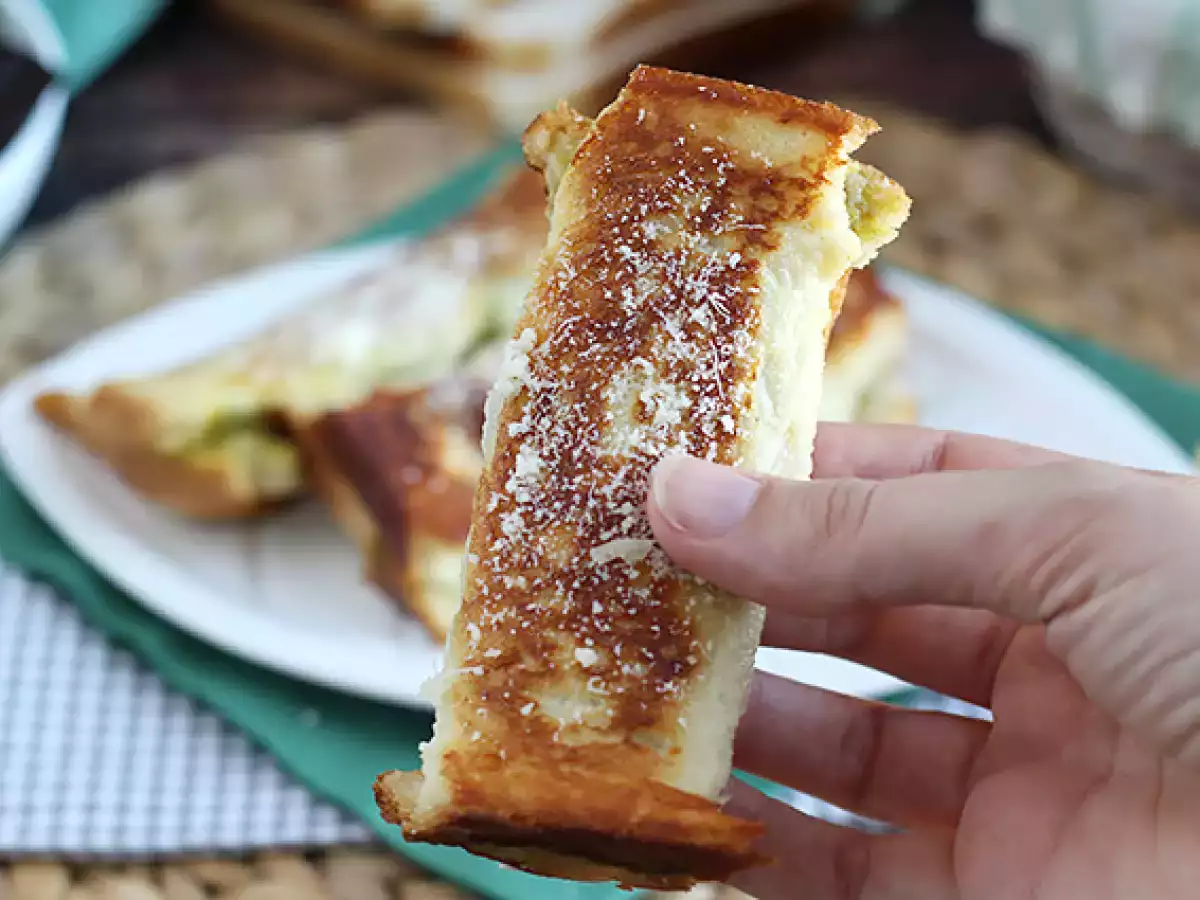 Herzhafte Arme Ritter mit Pesto - foto 4