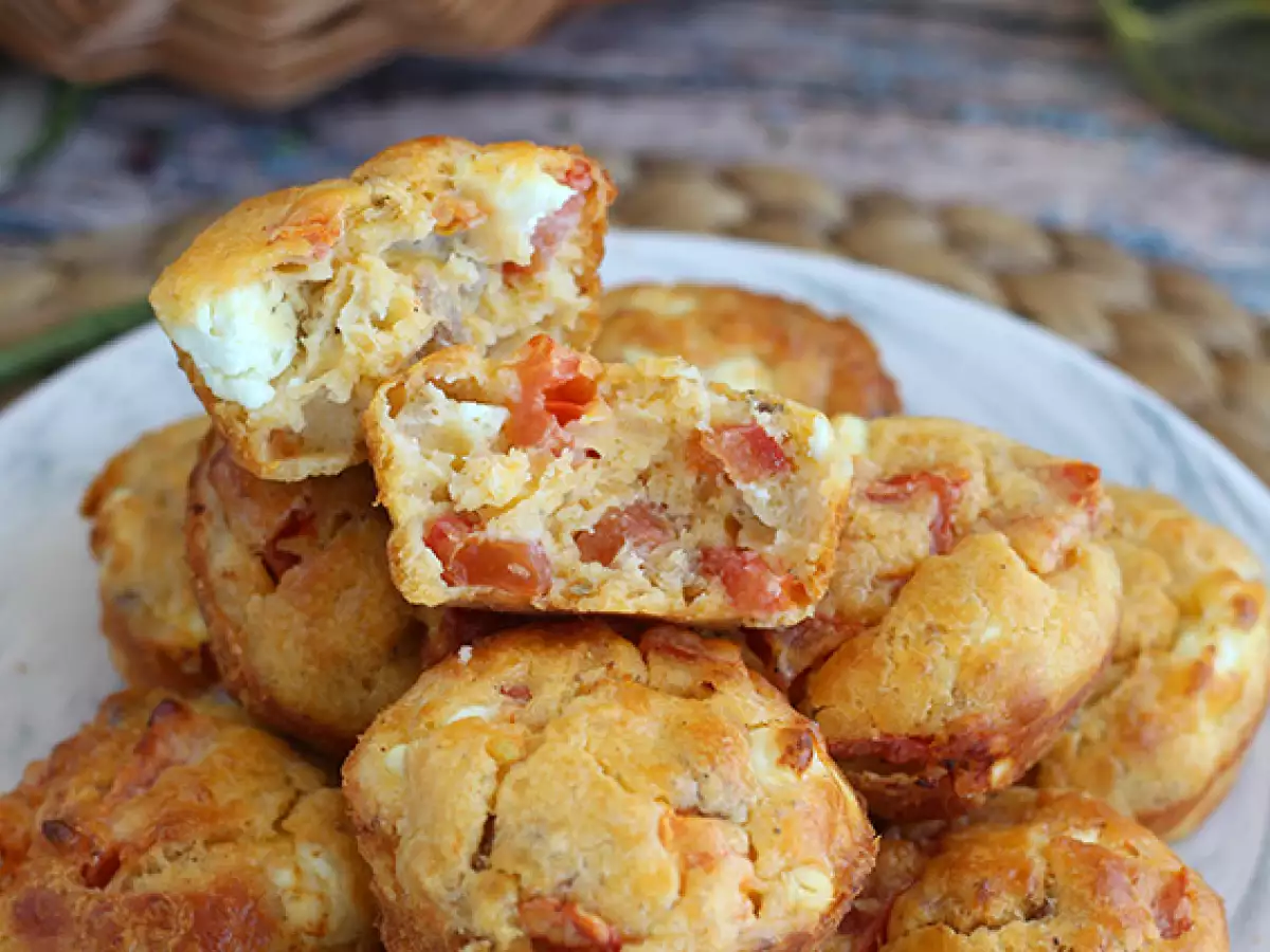 Herzhafte Muffins mit Thunfisch, Tomate und Feta : einfach und schnell - foto 3