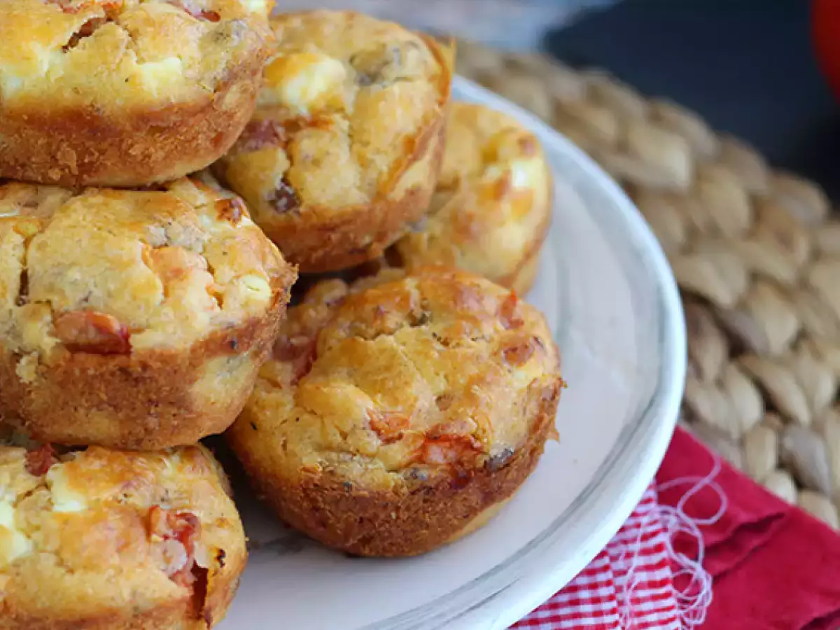 Herzhafte Muffins mit Thunfisch, Tomate und Feta : einfach und schnell - foto 4