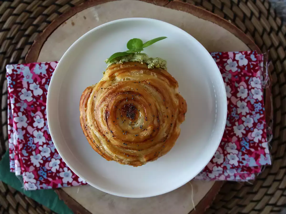 Herzhafte New York Rolls mit Pesto und Frischkäse – einfaches Rezept mit 4 Zutaten - foto 2