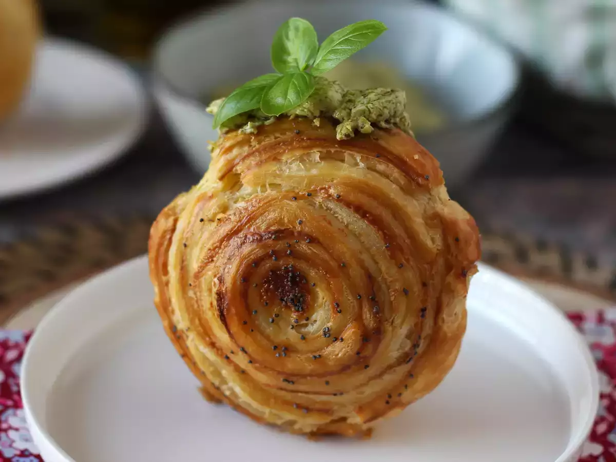 Herzhafte New York Rolls mit Pesto und Frischkäse – einfaches Rezept mit 4 Zutaten - foto 3