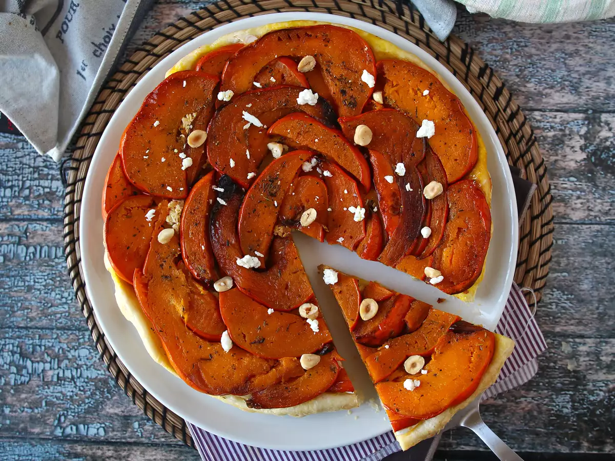 Hokkaido-Kürbis-Tarte-Tatin mit Ziegenkäse und Honig - foto 6