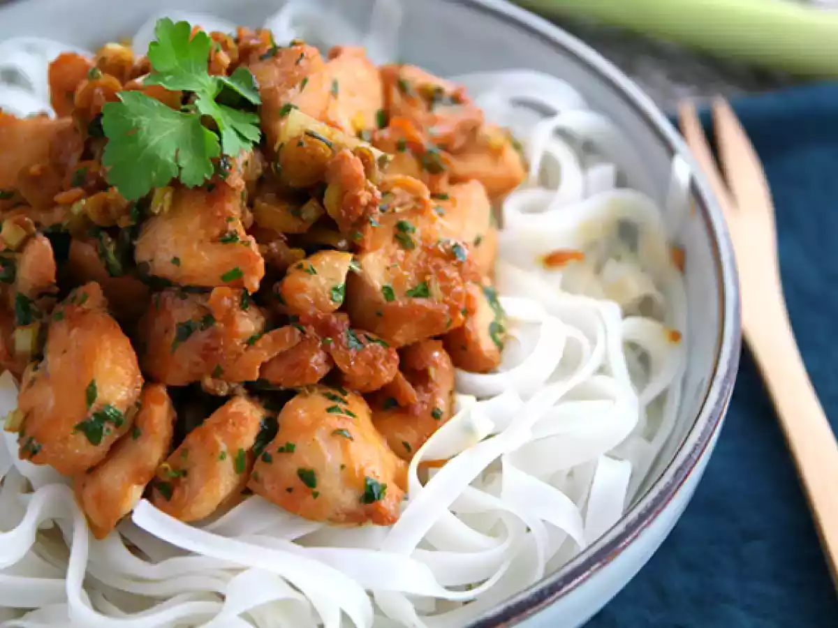 Huhn mit Ingwer und Zitronengras - foto 2