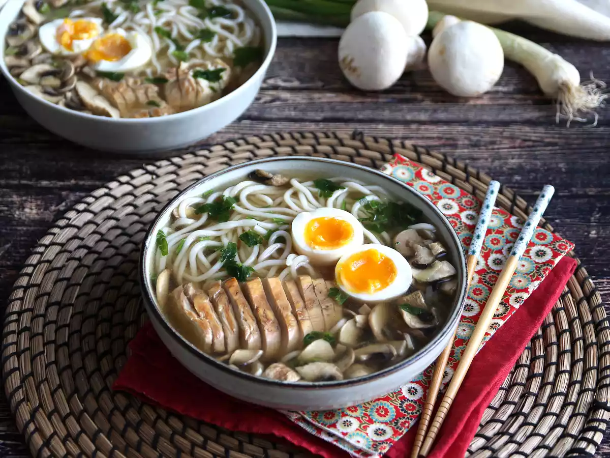 Hühnchen-Ramen: die einfache Version dieses ikonischen asiatischen Gerichts! - foto 4