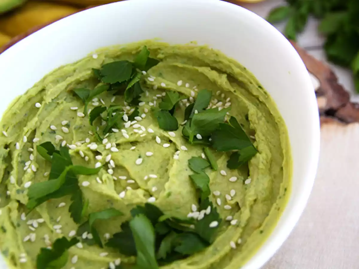 Hummus mit Avocado - foto 3
