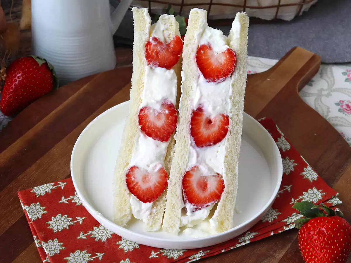 Ichigo Sando, das japanische Erdbeer-Sandwich! - foto 4
