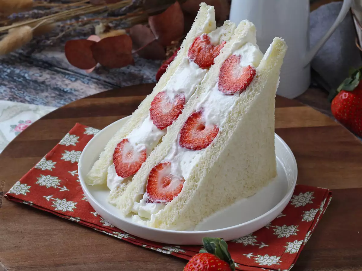 Ichigo Sando, das japanische Erdbeer-Sandwich! - foto 6
