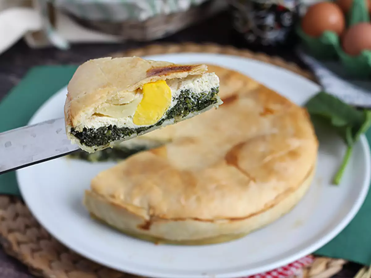 Italienische Torta Pasqualina: Spinat-Ricotta-Torte mit Eiern - foto 3
