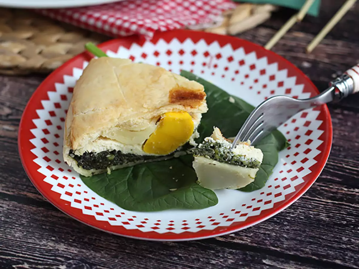 Italienische Torta Pasqualina: Spinat-Ricotta-Torte mit Eiern - foto 4