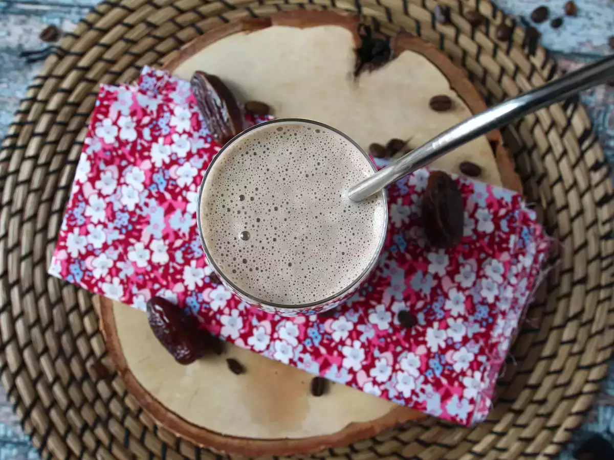 Kaffee-Dattel-Smoothie, der wach macht! - foto 5