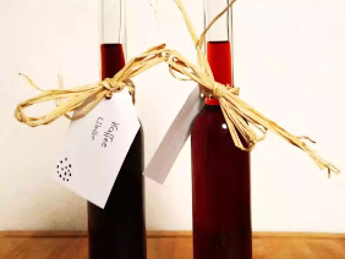 Kaffee und Kirschlikör