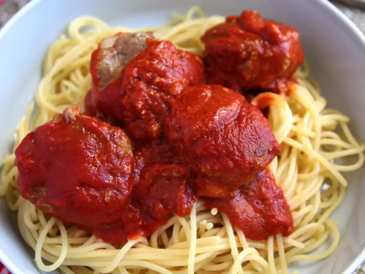 Kalbsfleischbällchen gefüllt mit Mozzarellakäse - foto 2