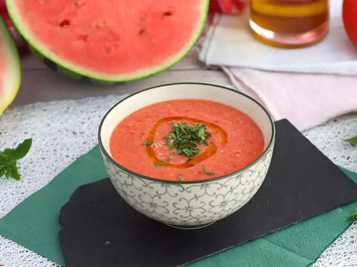 Kalte Wassermelonen-Tomaten-Suppe