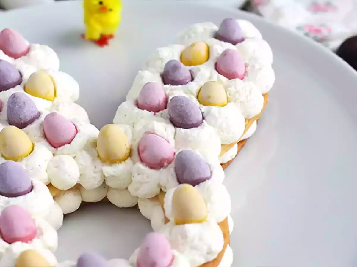 Kaninchenkuchen mit Ostereiern - foto 2