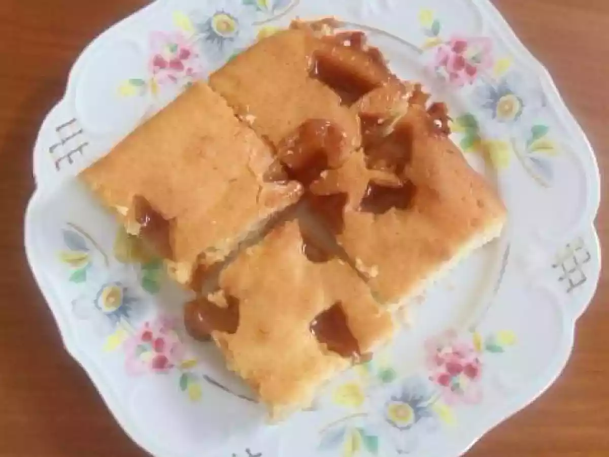 KARAMEL-YOGHURTKUCHEN