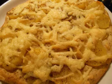 Kartoffel - Pizzette mit Jambalaya ~ Dip